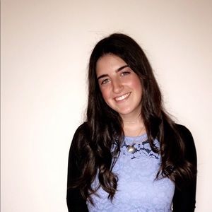 Meet your Posher, Ariella